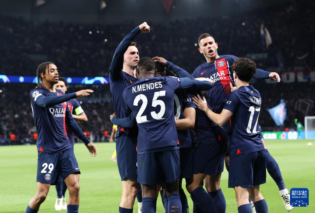 开云下载-巴黎圣日耳曼球员亮相慈善赛,表现出色的简单介绍