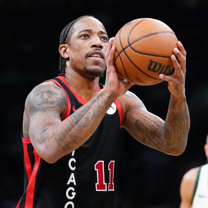 包含公牛鏖战福建队，德罗赞惊艳四座的词条